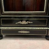 Vitrine d'apparat Napoléon III en bois noir et bronze ciselé doré XIX siècle