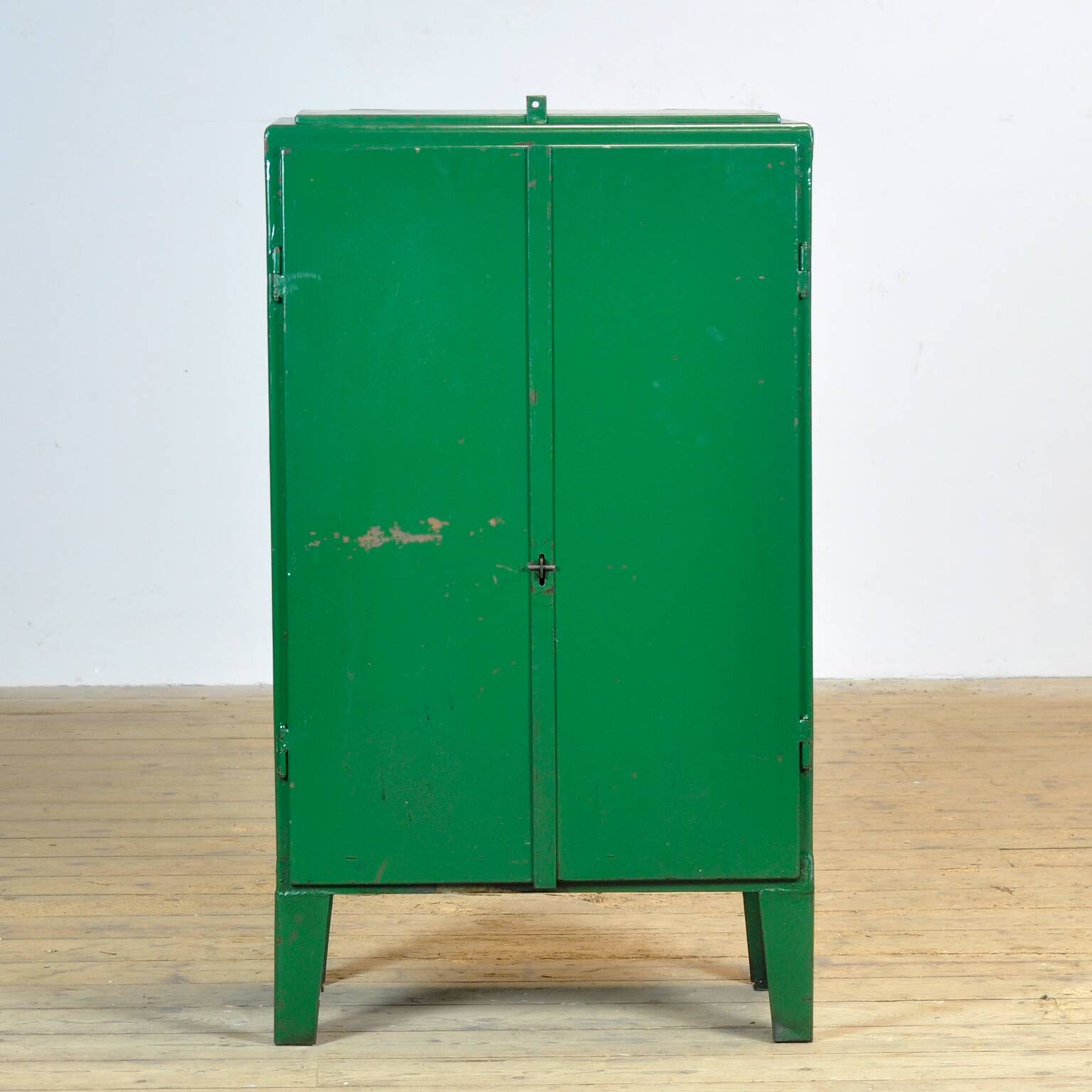 Armoire industrielle en fer forgé, années 1960