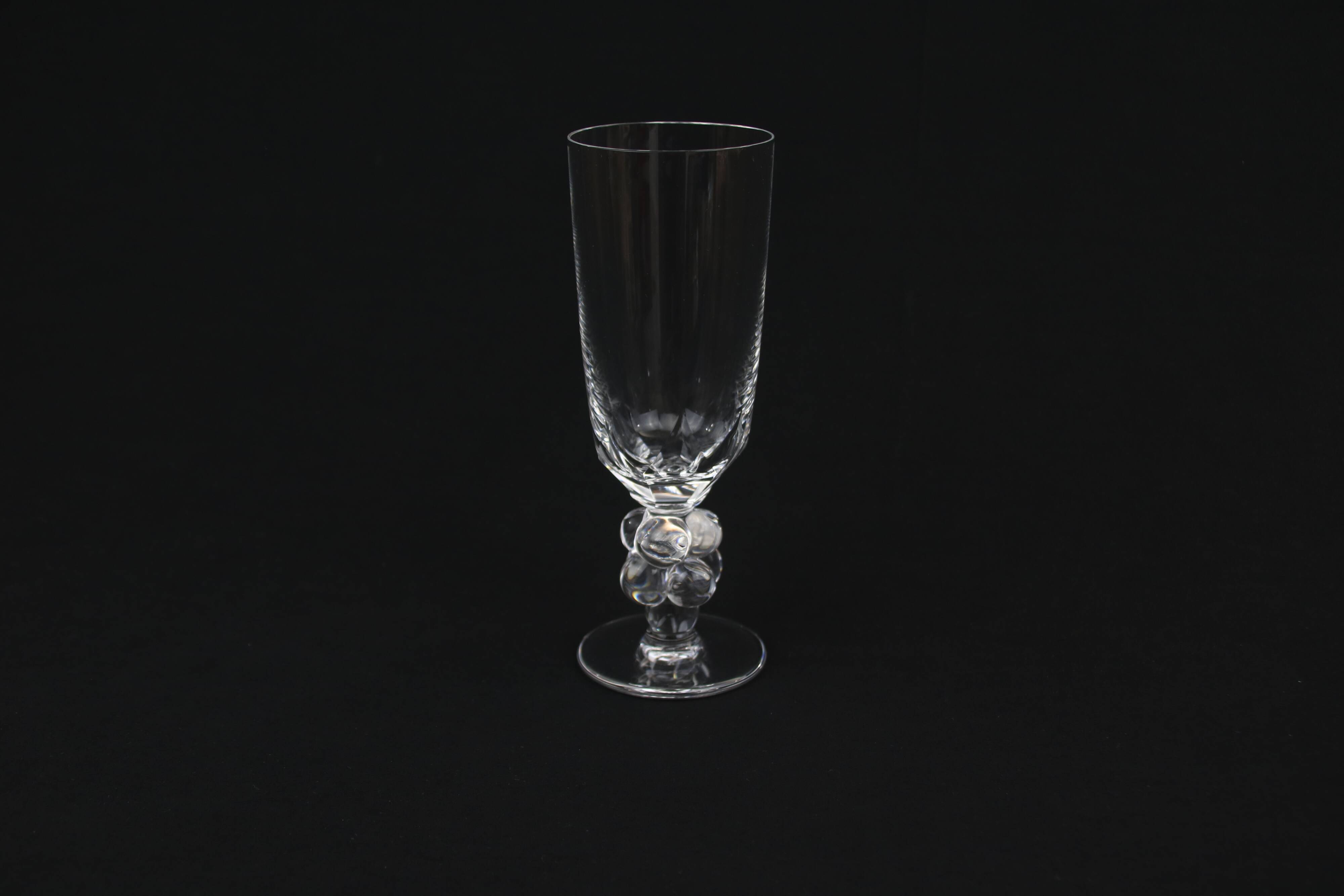 23 Crystal Flutes Model Clos Vougeot Lalique