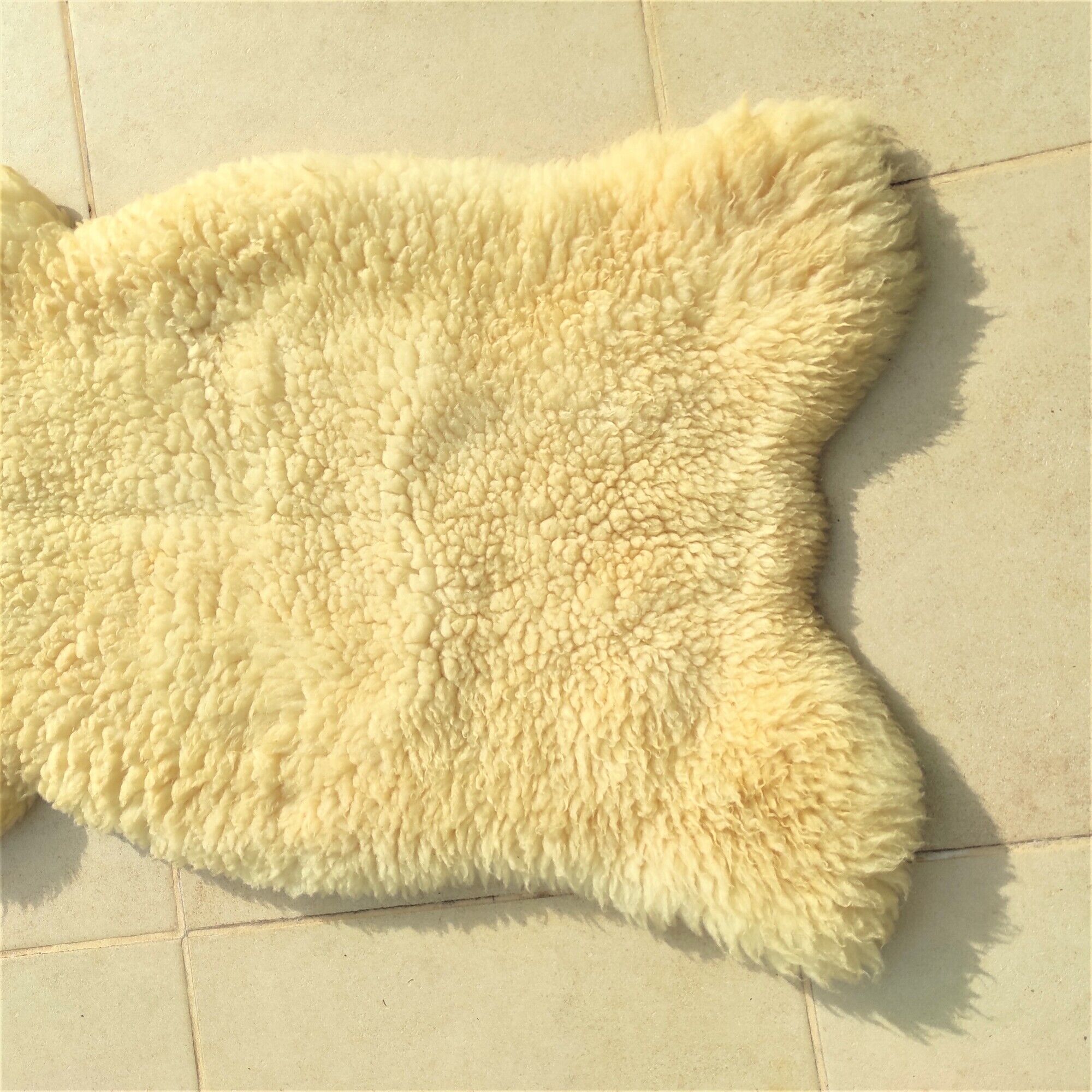 Carpet in Nature Skin Long-haired Sheepskin 132 cm x 80 cm x 9 cm thick