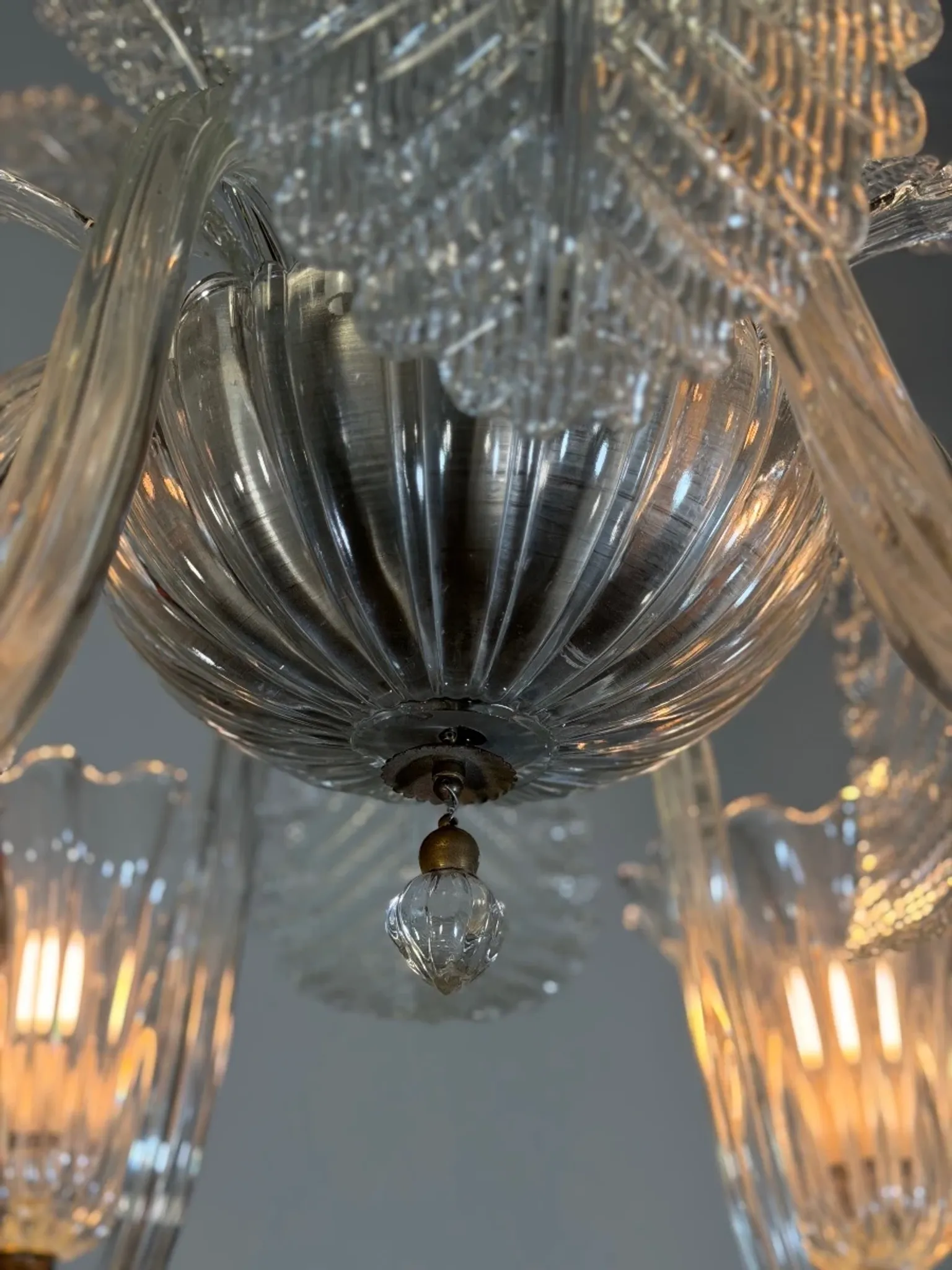 Venetian Art Deco chandelier made of Murano glass, circa 1930.
