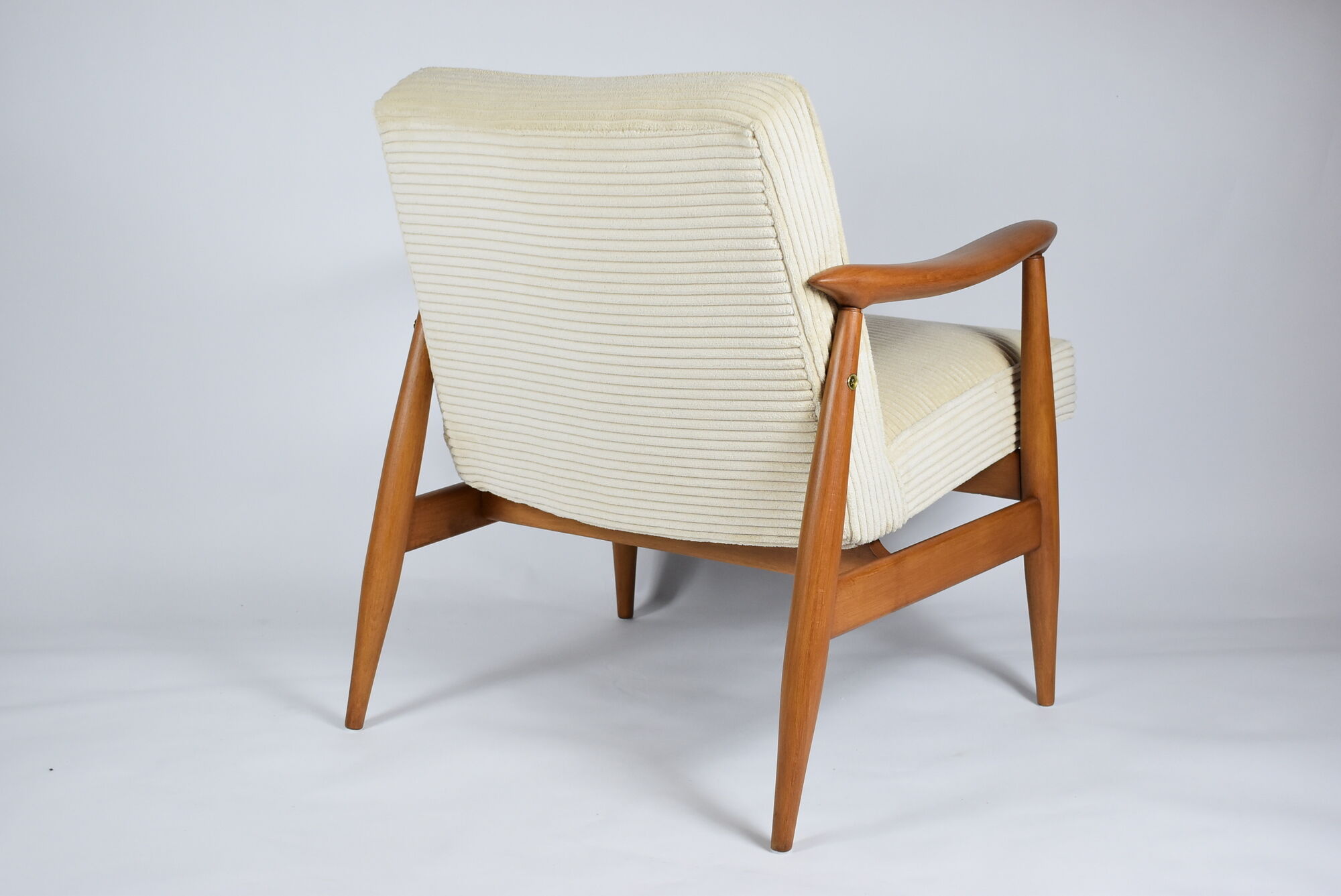 Restored scandinavian armchair "Kedziorek", 1960s, cream Cord, teak