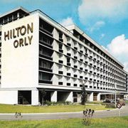 Pair of Loewy wall lights for Hilton, brass and Perspex, France 1965