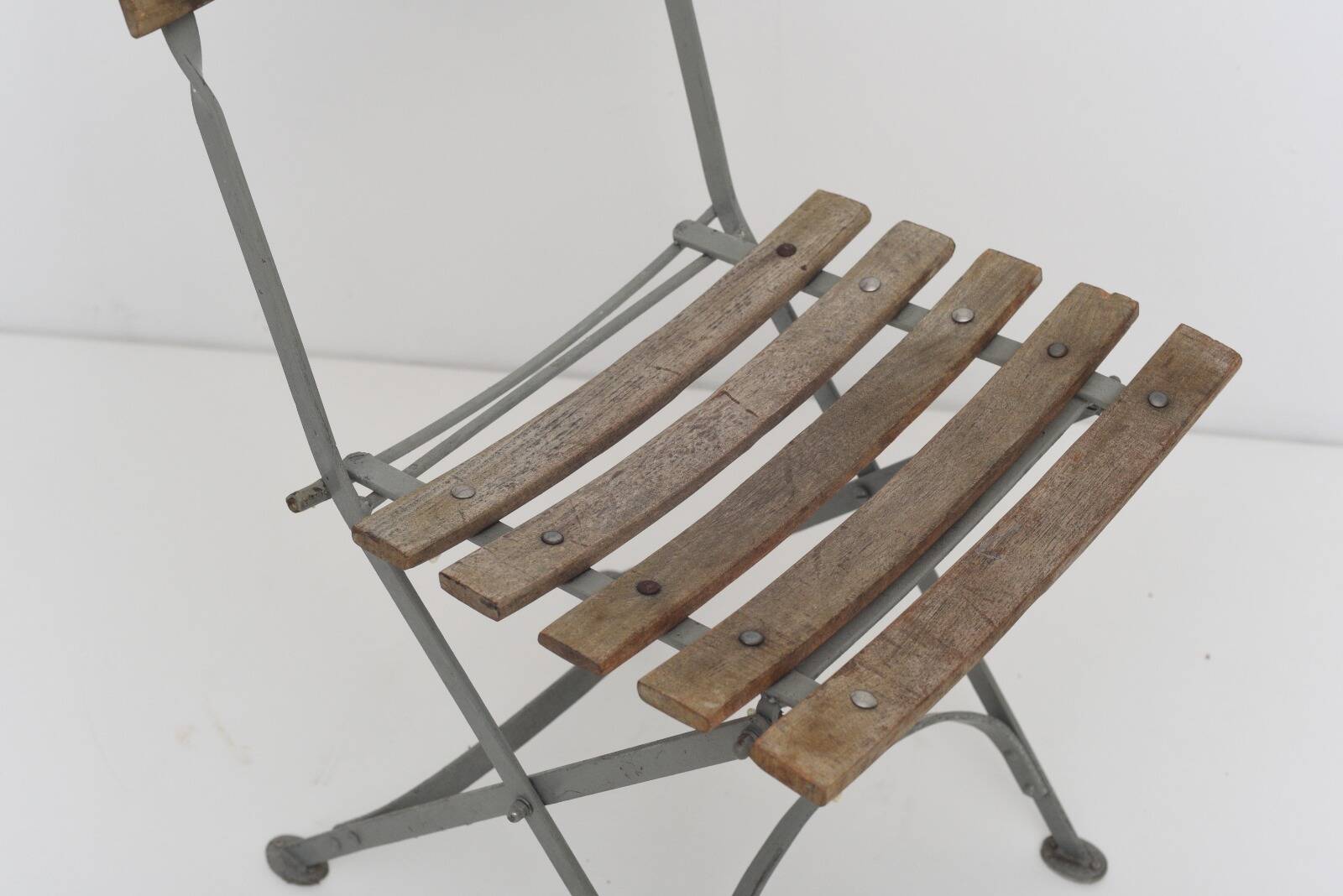 Garden chairs in wood and wrought iron