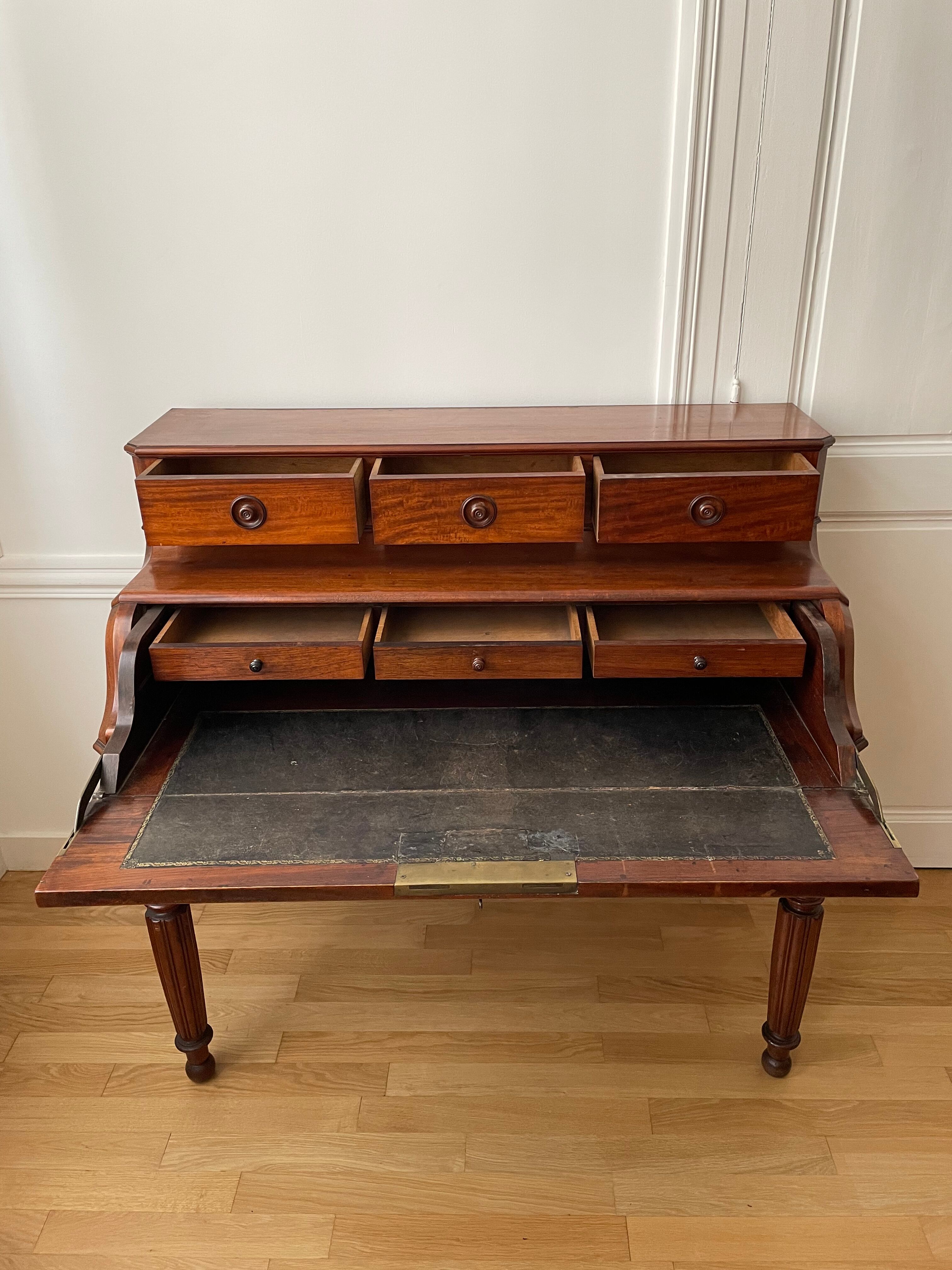 Stepped office XIXth