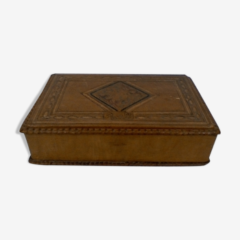 Leather jewelry box