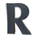Lettre R ancienne en relief et en zinc