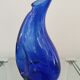 Carafe en verre bleu vintage