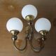 Triple "Hollywood Regency" wall light in brass and opaline, 1970