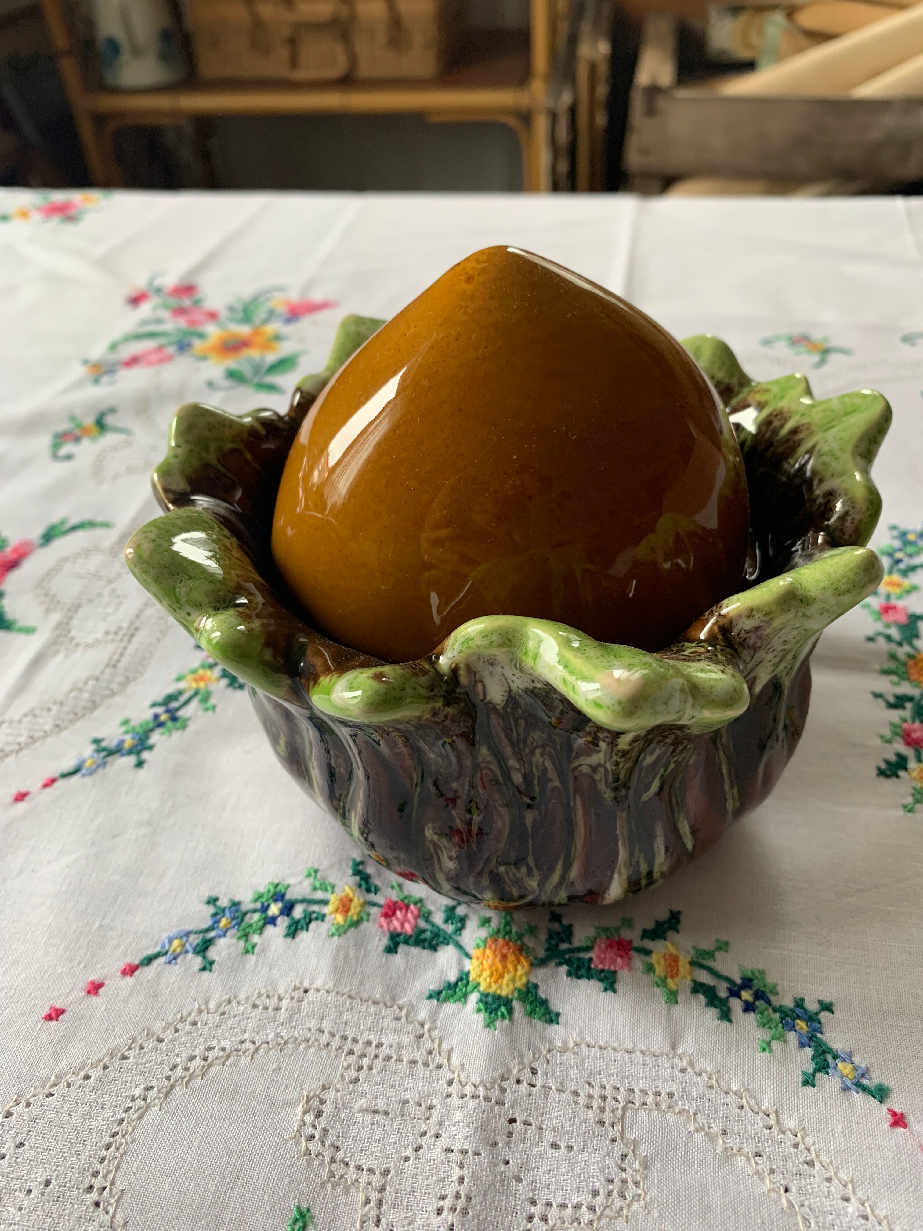 Hazelnut-shaped slurry pot