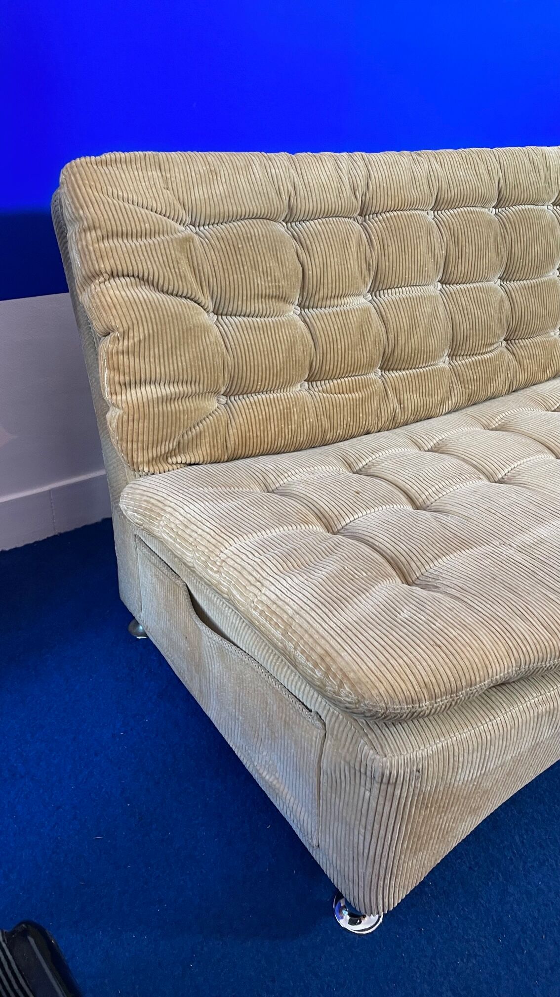 Vintage sofa from the 70s in corduroy