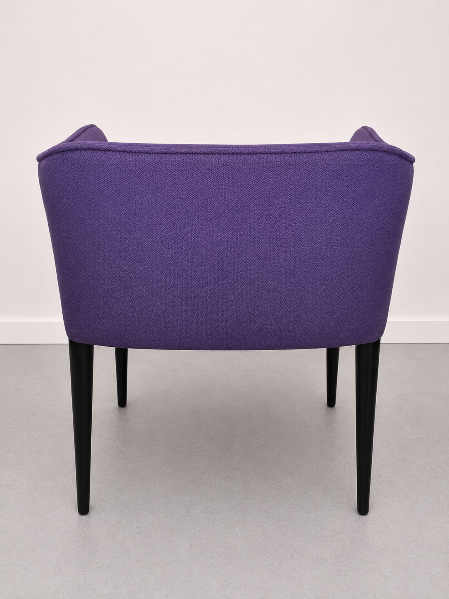 2 Pedrali Laja armchairs – Italian design – Alessandro Busana