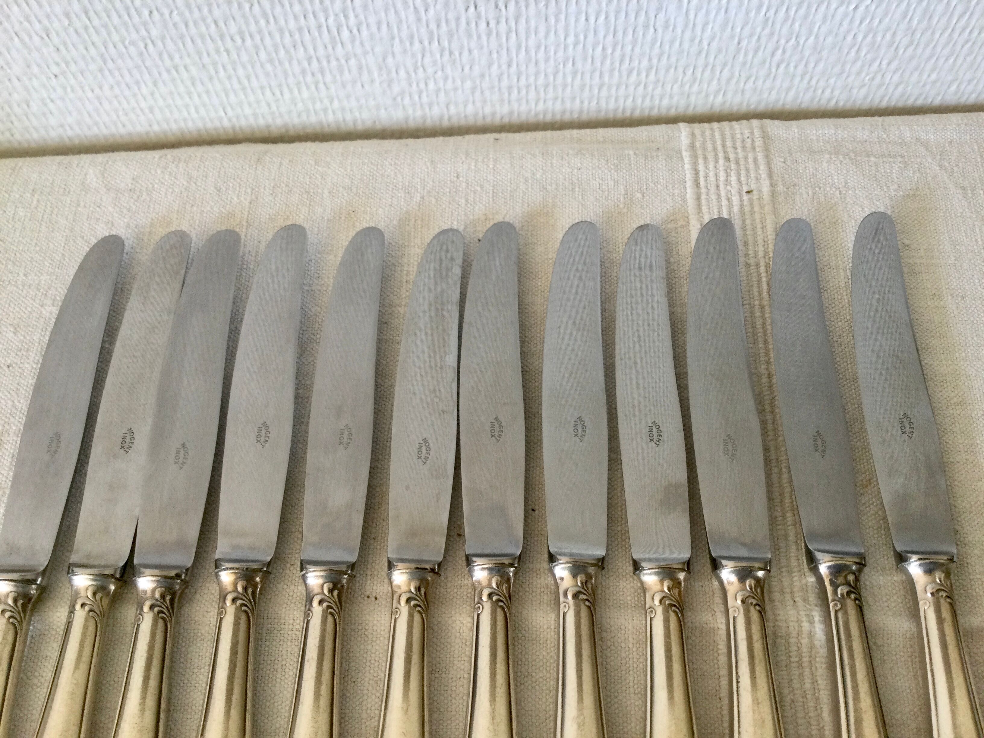 Cheese knives or silver metal dessert
