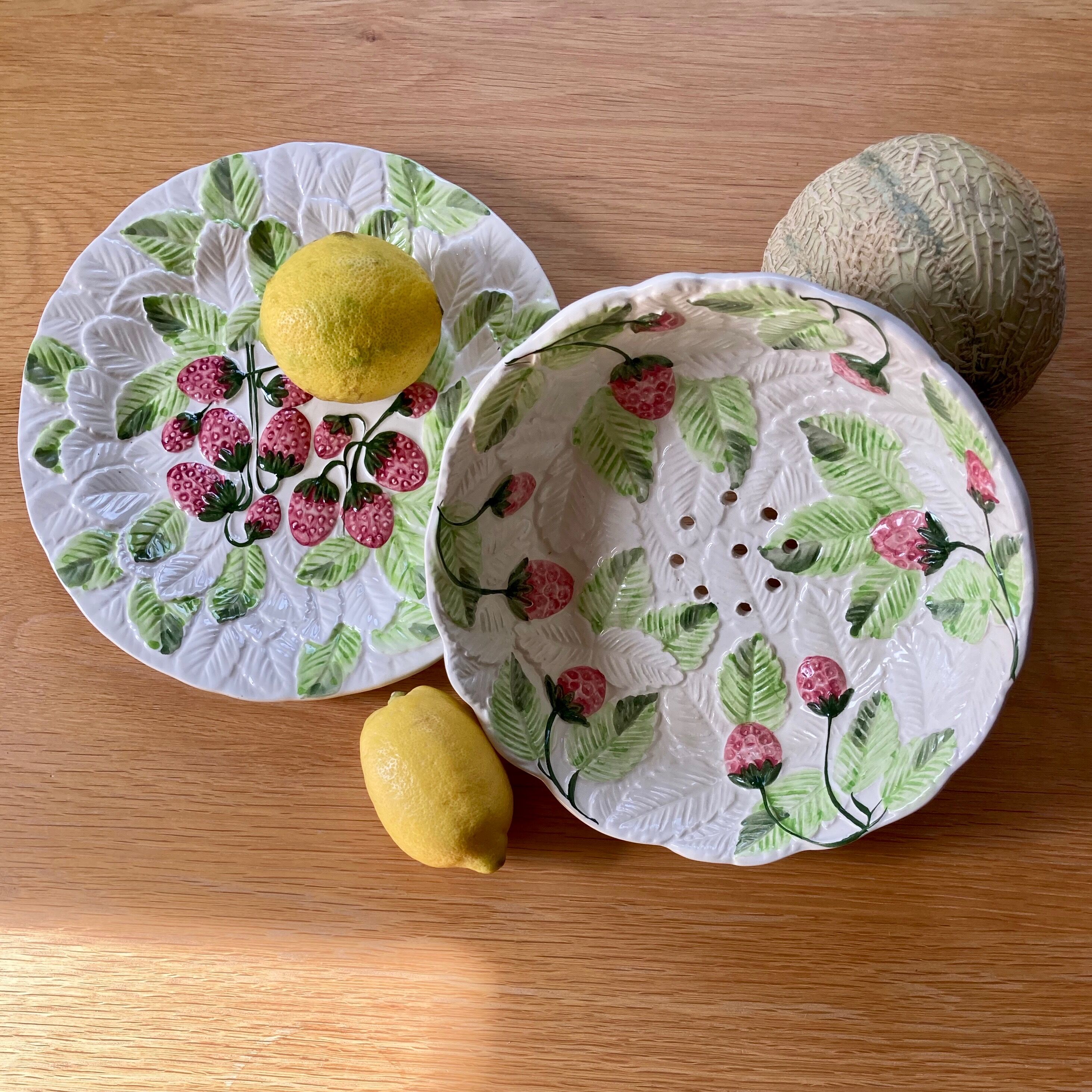 Set salad bowl fruit drainer and dish slurry