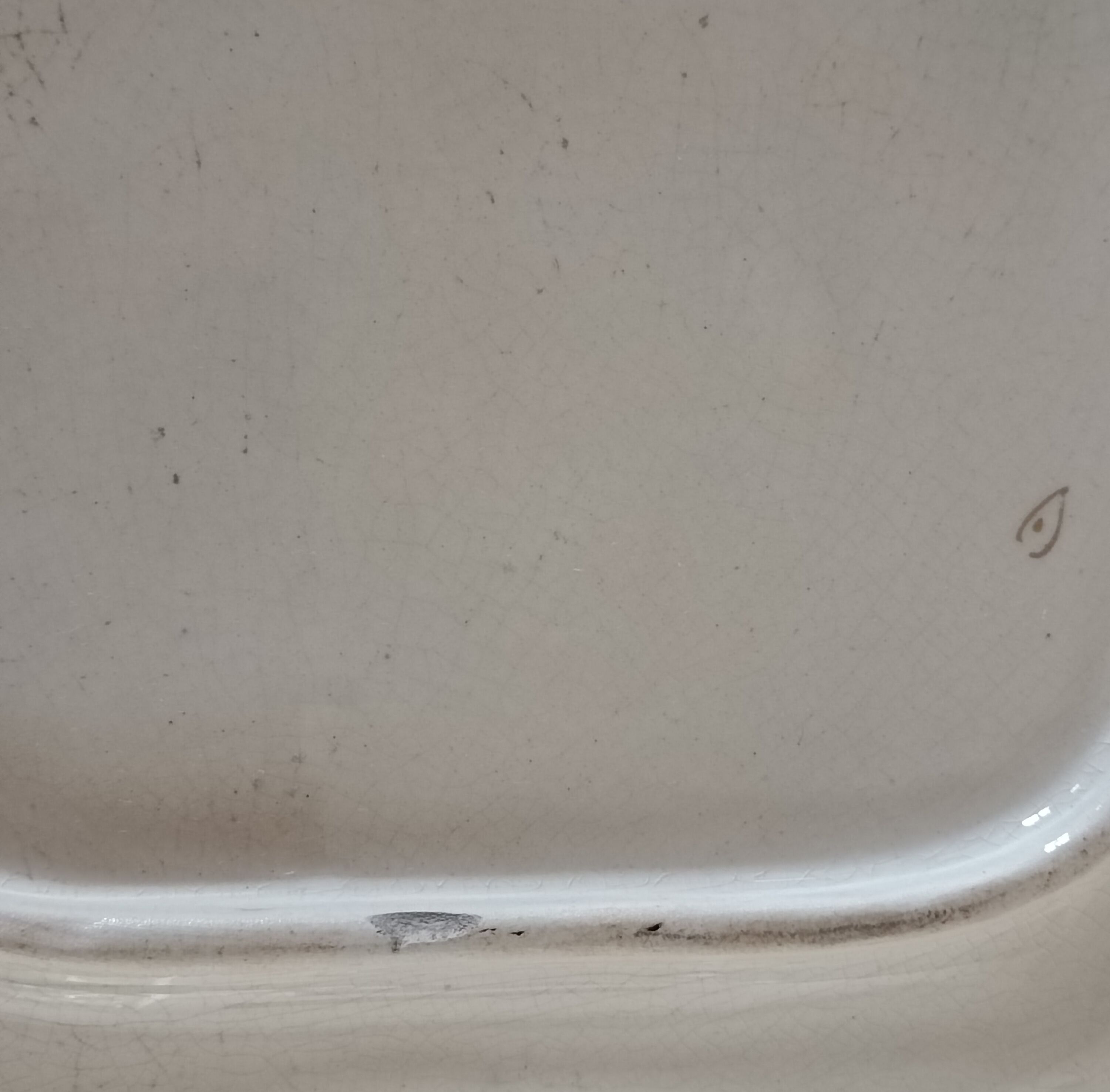 Art Nouveau dish in Fives-Lille earthenware