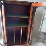 English display cabinet