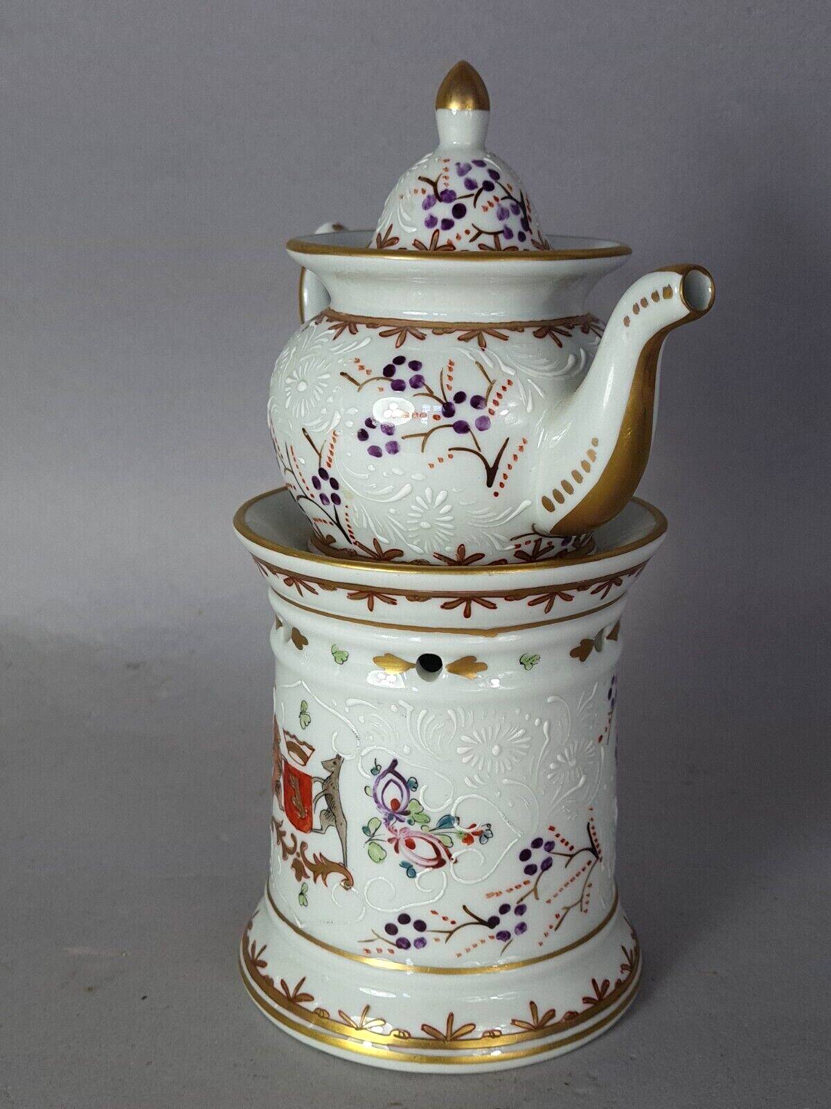 Paris porcelain herbal tea maker from Samsom circa 1900 complete SB203