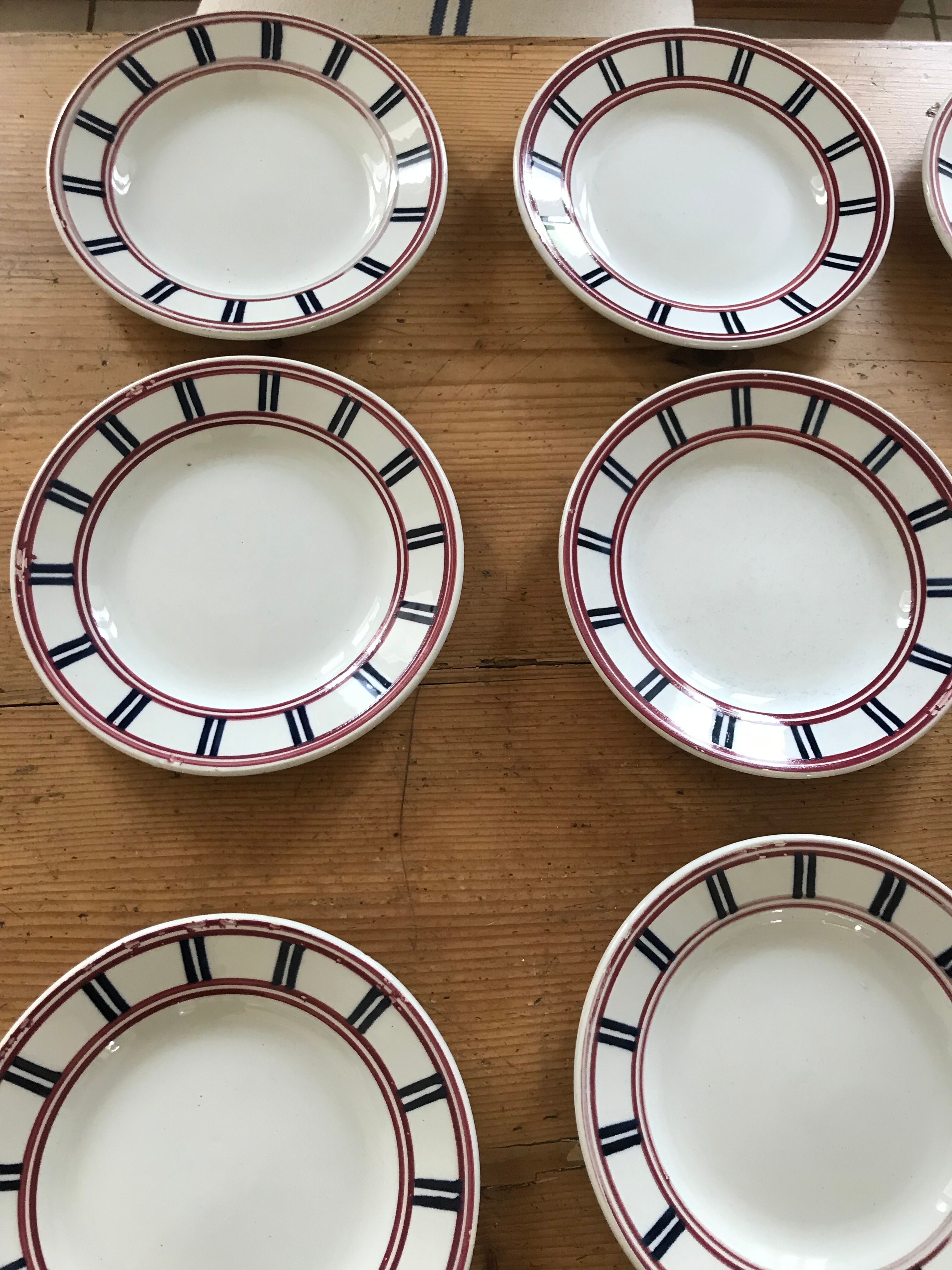 Basque dessert plates