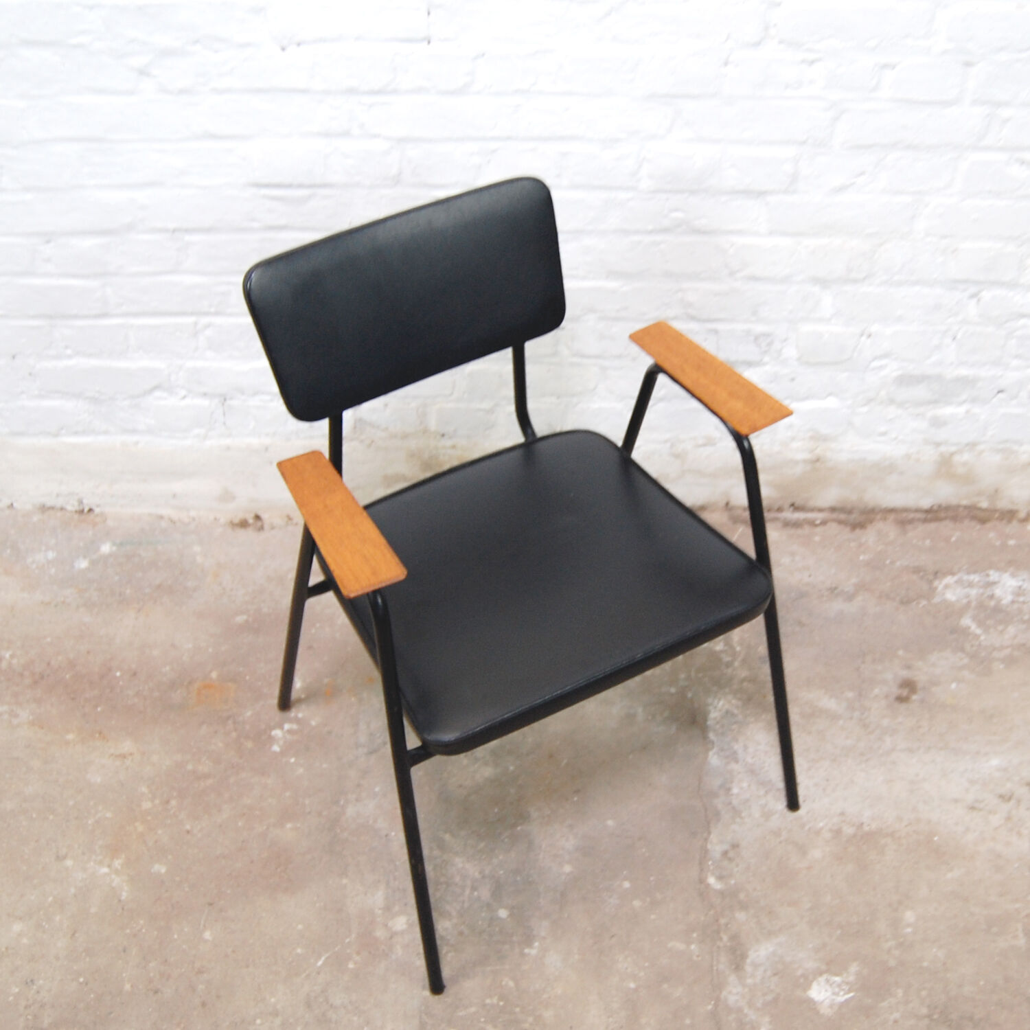 Fauteuil M par Pierre Guariche pour Meurop 1950s