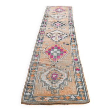 Tapis couloir Oushak vintage fuchsia, en laine turque, 86x341 cm