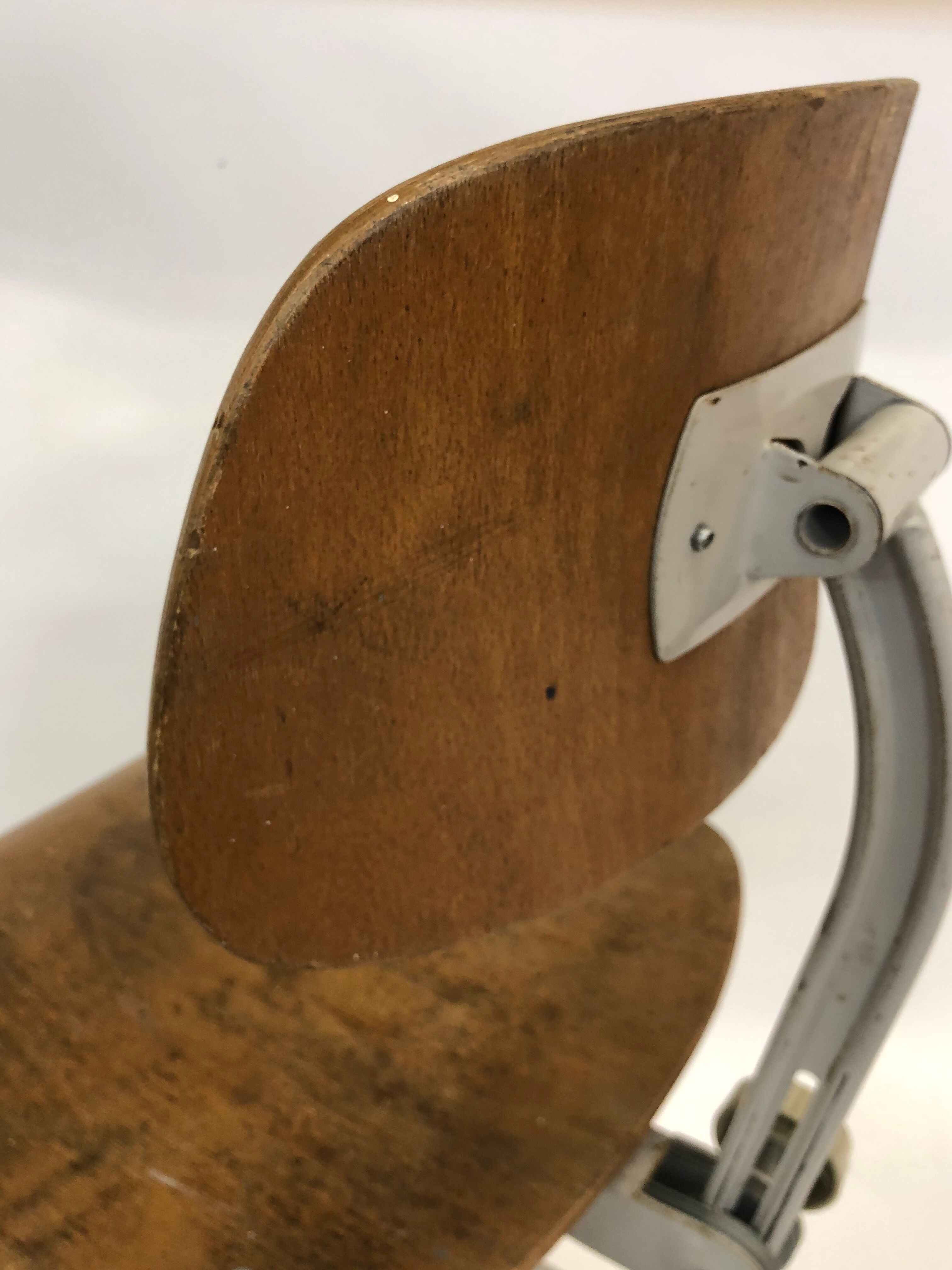 Chaise industrielle Friso Kramer pour Ahrend ca 1960