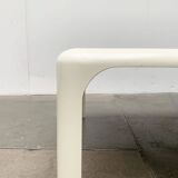 Demetrio lounge coffee table from the Italian space age of the mid-century by Vico Magistretti for Artemide.