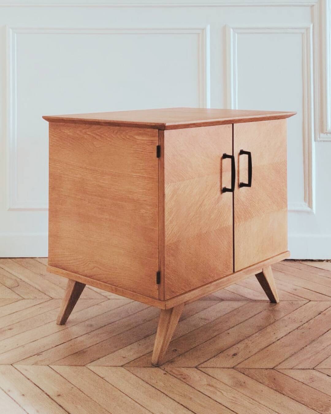 Renovated vintage vinyl cabinet, 1960s