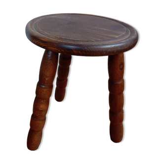 Solid wood cowherd tripod stool, turned legs, 1950
