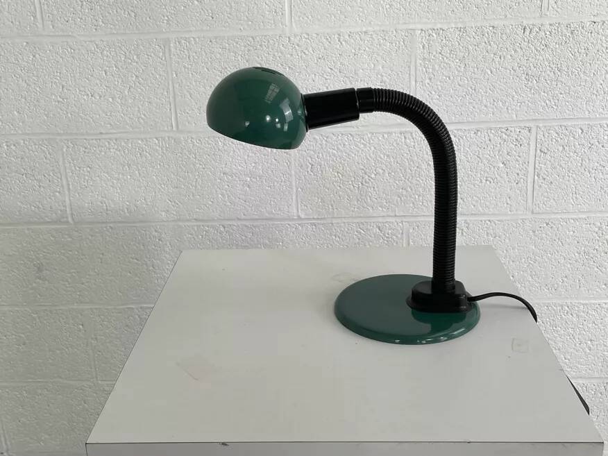 Forest green 90s desk lamp