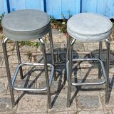 Pullman industrial stool
