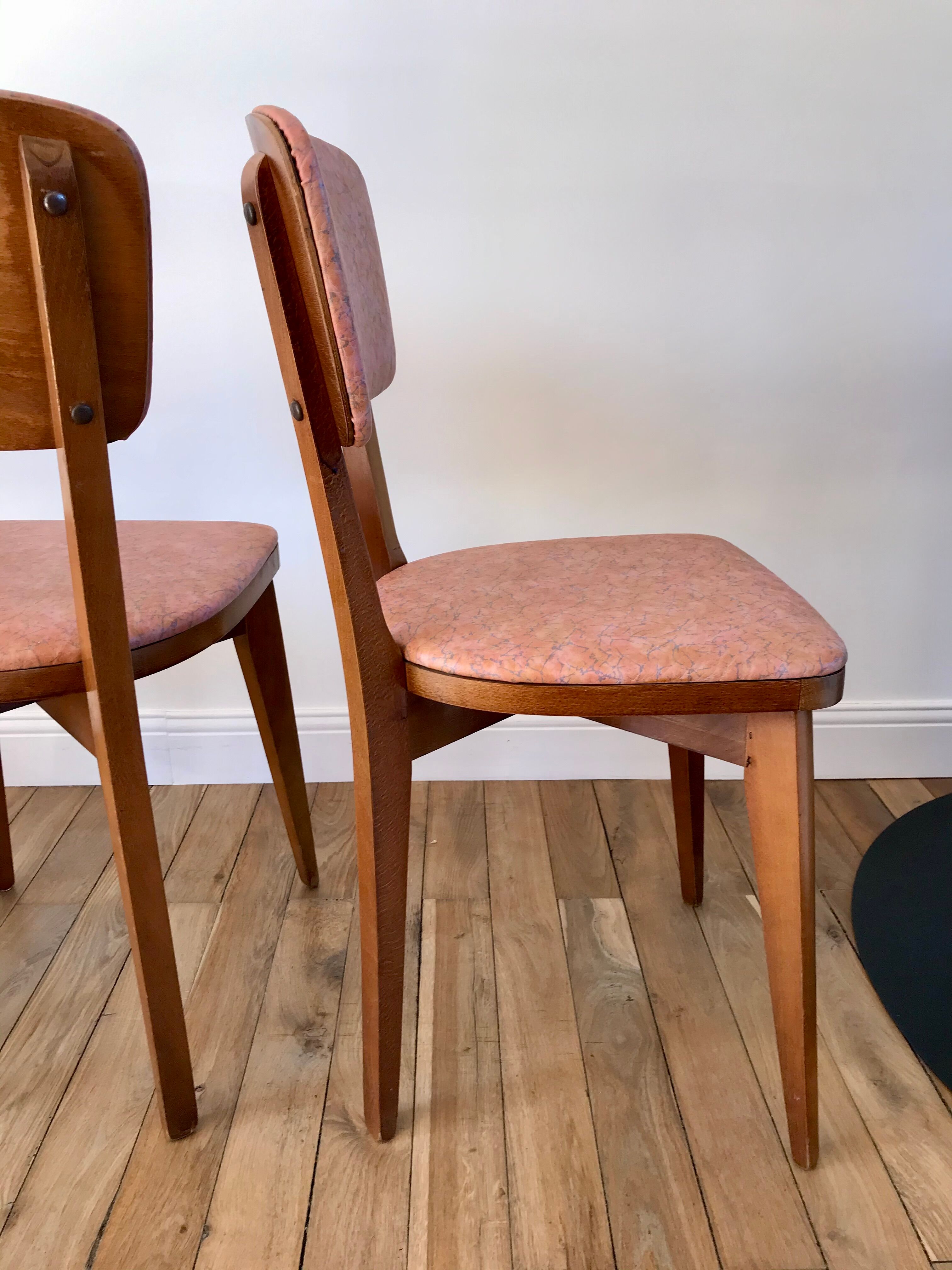 Set of 6 Scandinavian chairs in beech wood and pastel skaï 50s