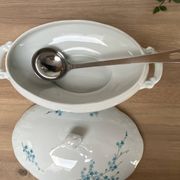 SFP Berry porcelain soup tureen