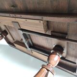 English dining room table in mahogany veneer late nineteenth with two extensions (from 1m80 to 2m80)