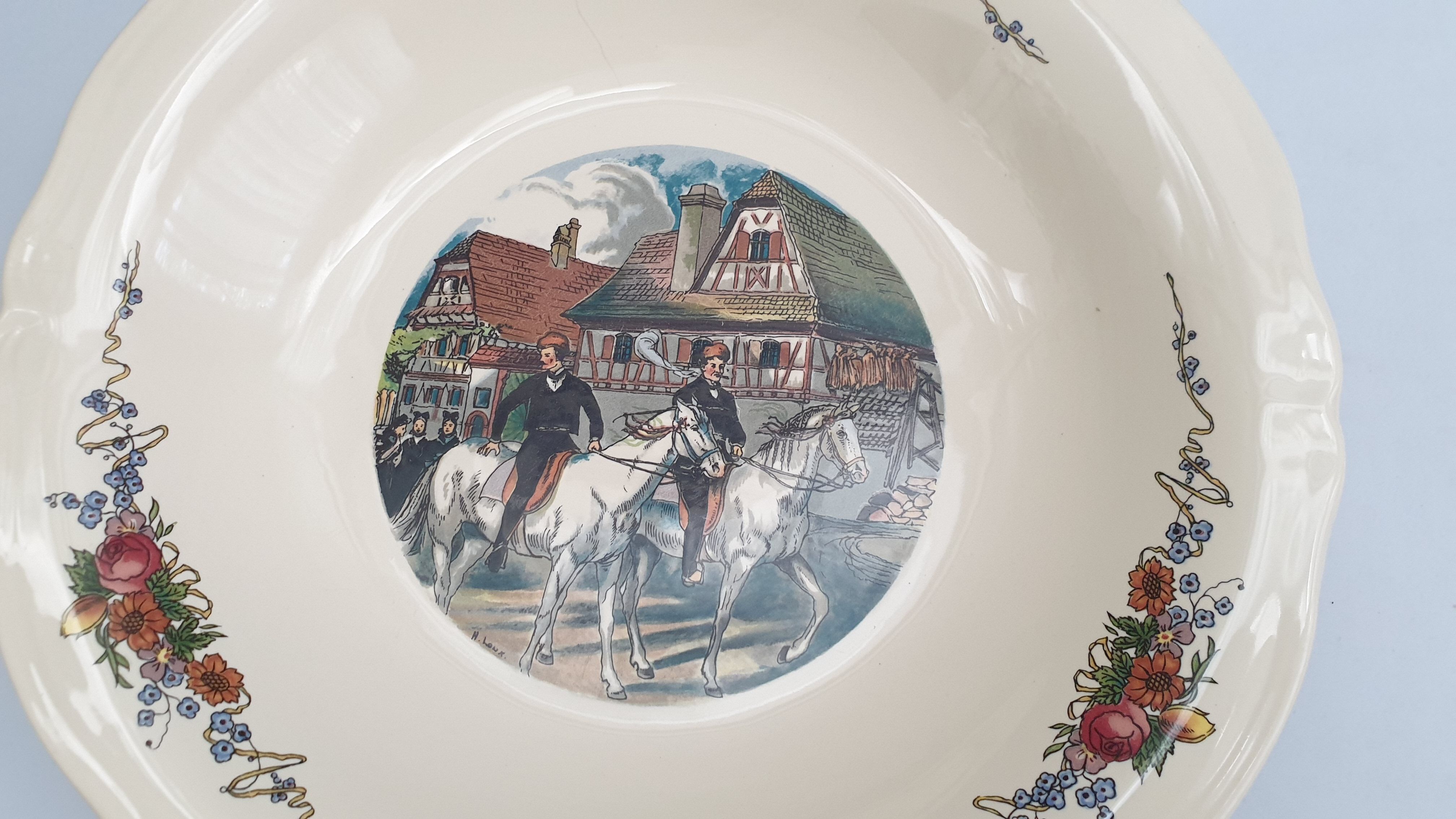 Hollow dish vintage Sarreguemines