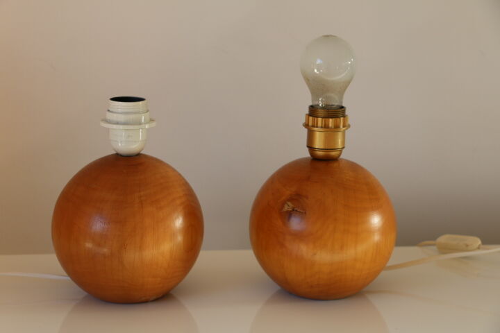 2 feet imt italy wood lamp (ball)
