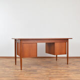 Bureau en teck danois du milieu du siècle par Gunnar Nielsen pour Tibergaard, années 1960.