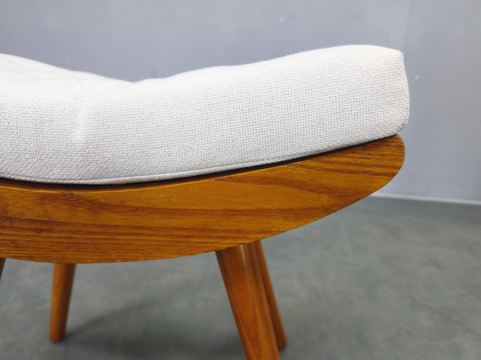 Pair of Mid-Century Maple Wood Stools, 1960, Czechoslovakia