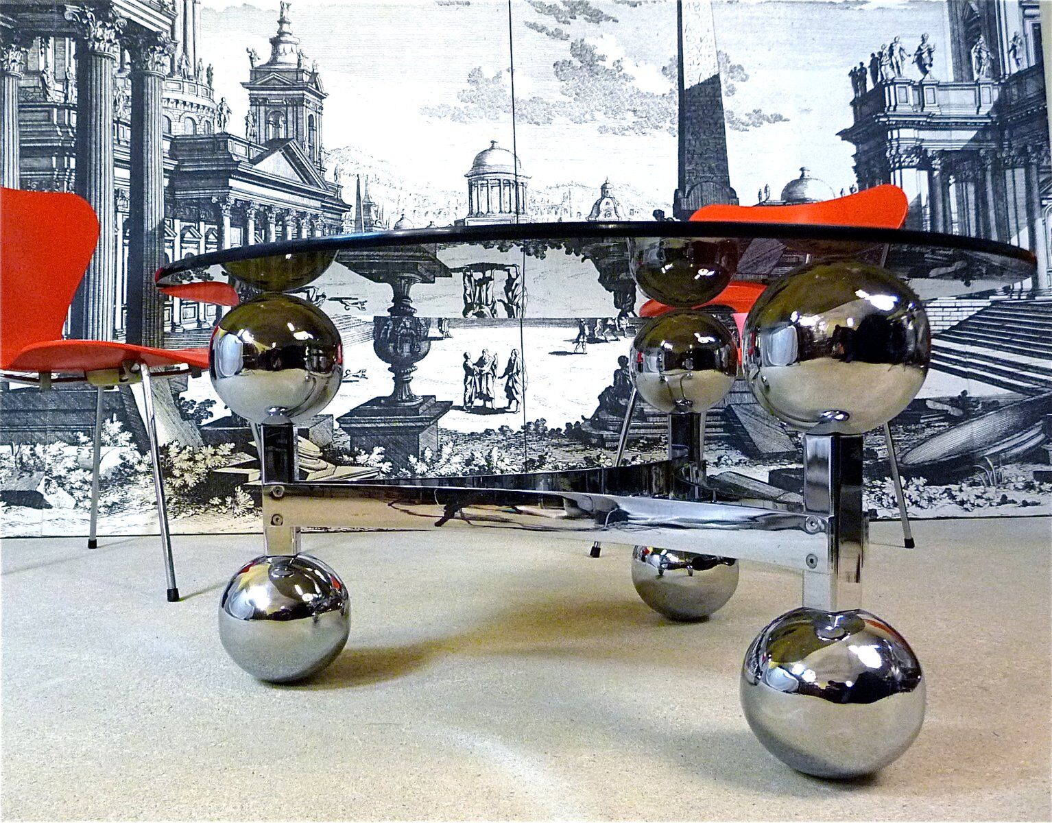 Space Age-style chromed steel round coffee table with glass top, 1960s