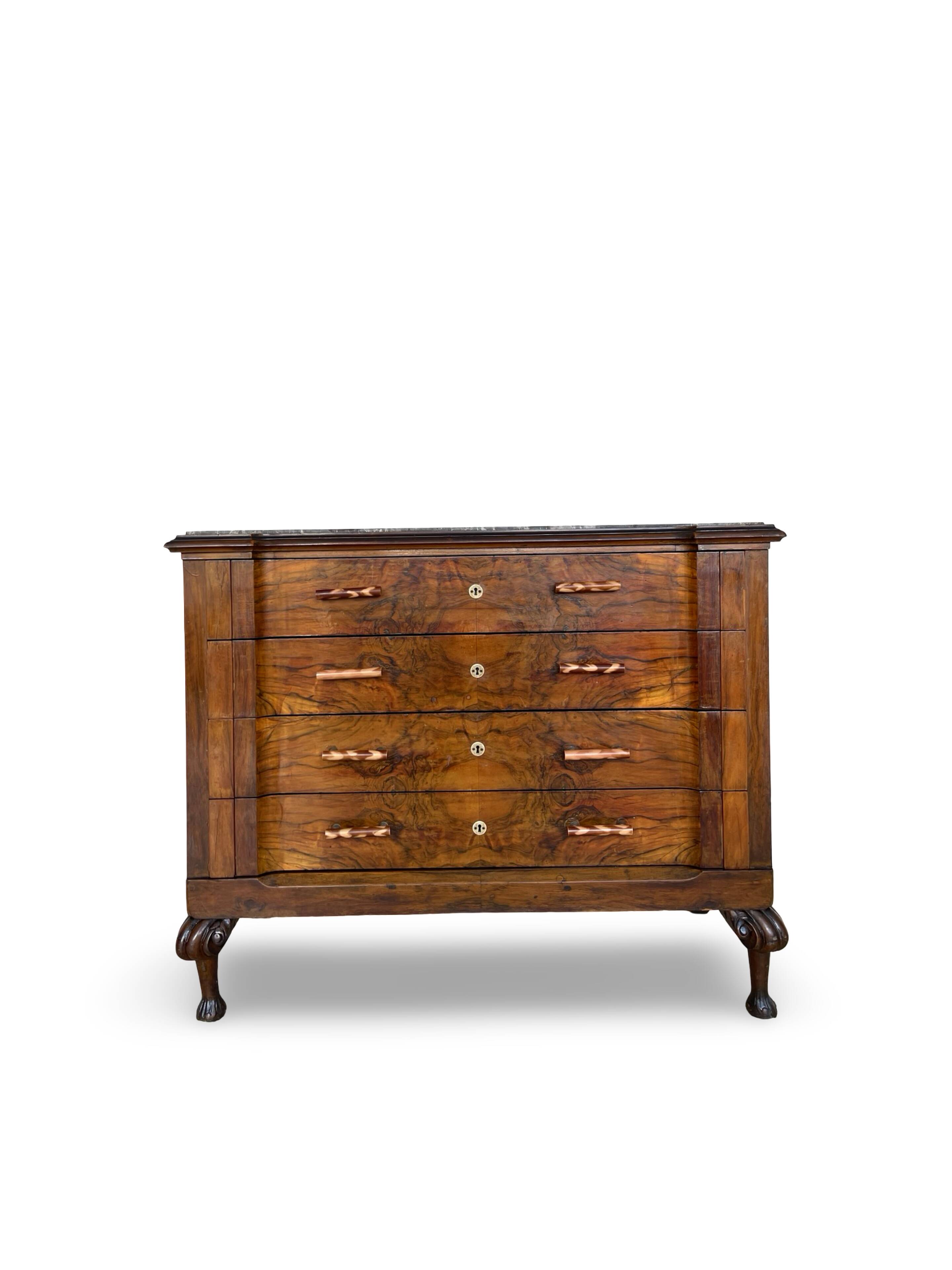 An Italian chest of drawers from the 1940s.
