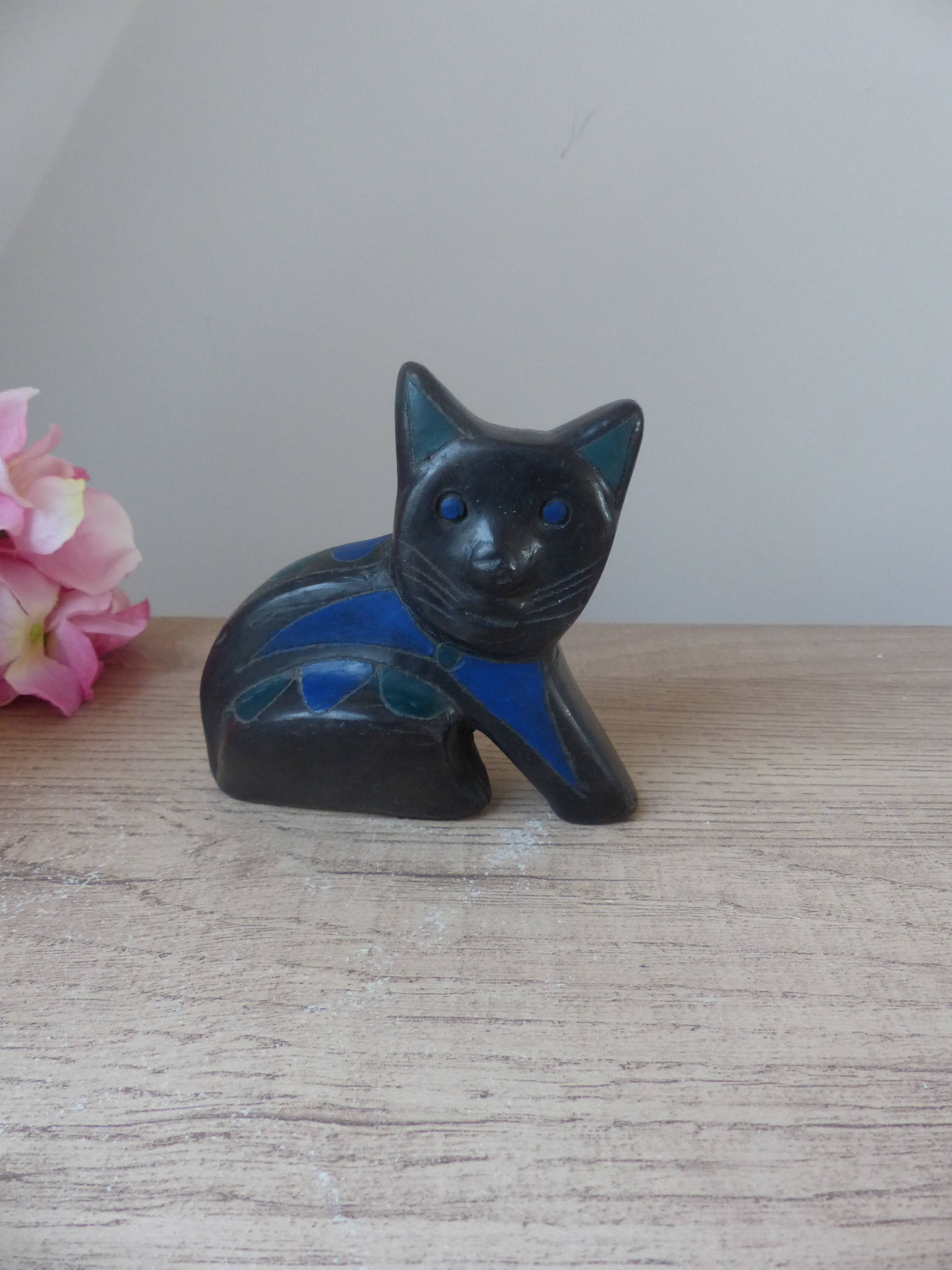Mexican vintage black clay pottery cat sculpture figurine