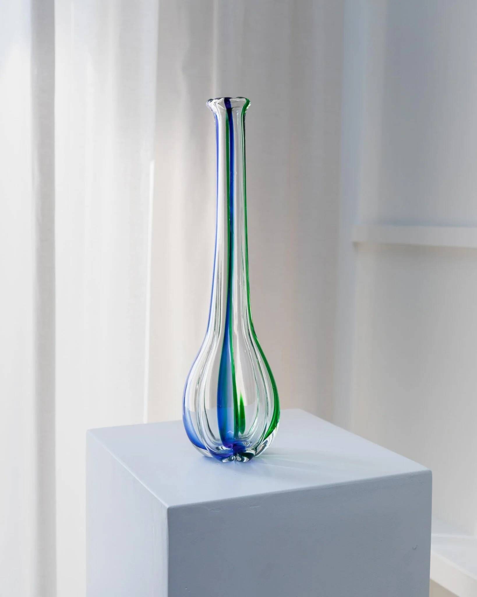 Vase en verre vintage Murano Archimede Seguso XL, transparent avec détails bleus et verts, forme citrouille, Italie années 1970