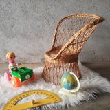 Fauteuil en osier pour enfant style emmanuelle