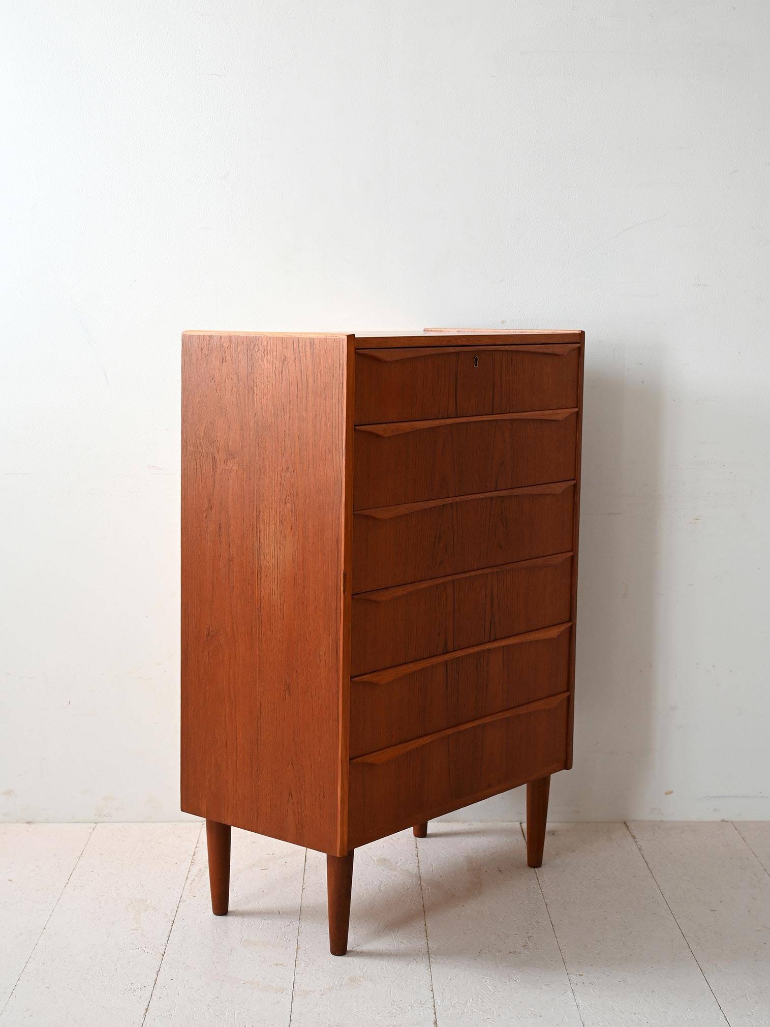 Scandinavian teak chest of drawers with 6 drawers from the 1950s/60s