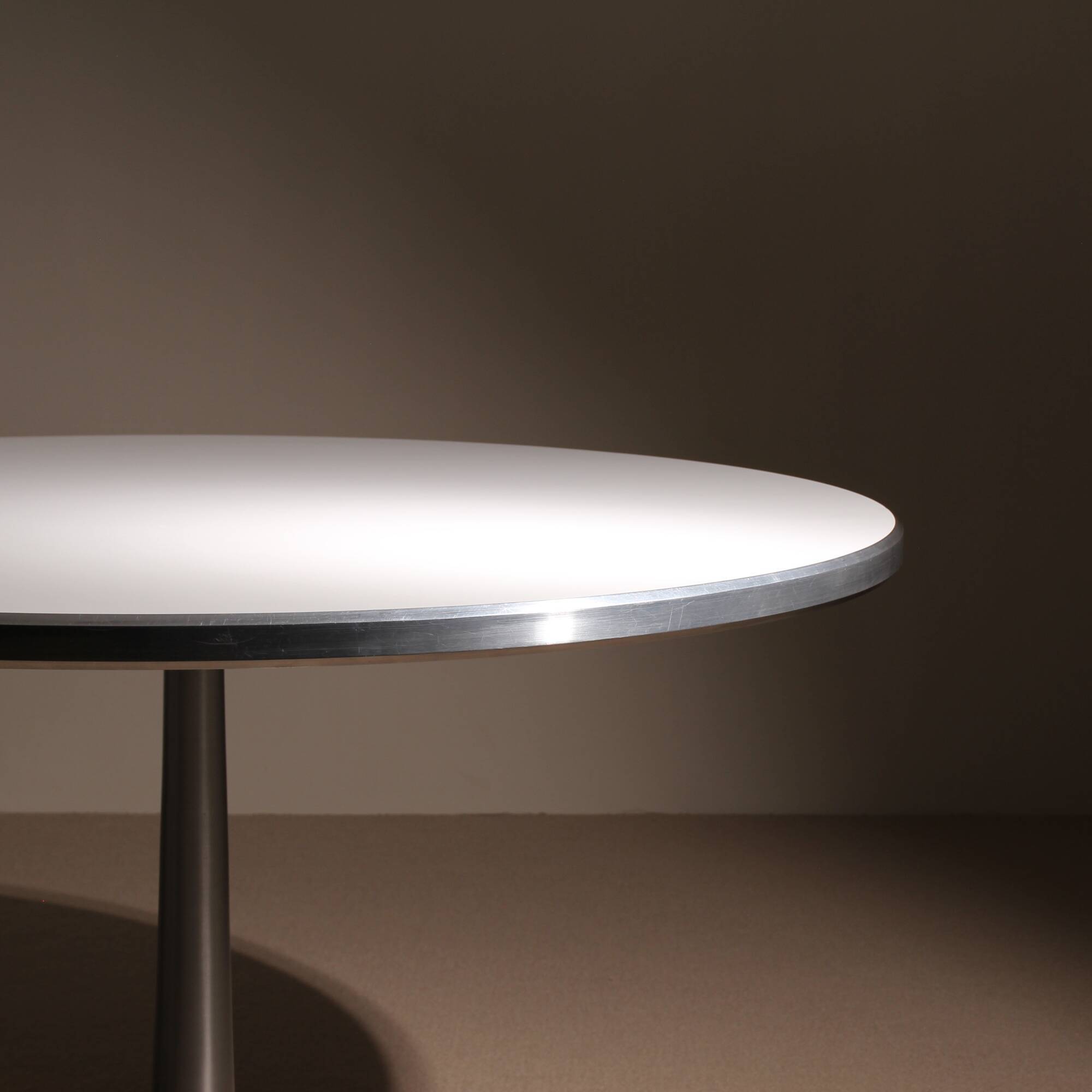 Round Dining & Working Table by Poul Cadovius for France & Son | Denmark 19