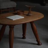 Mid-20th century Danish coffee table / side table in oak, Otto Færge, 1940s.