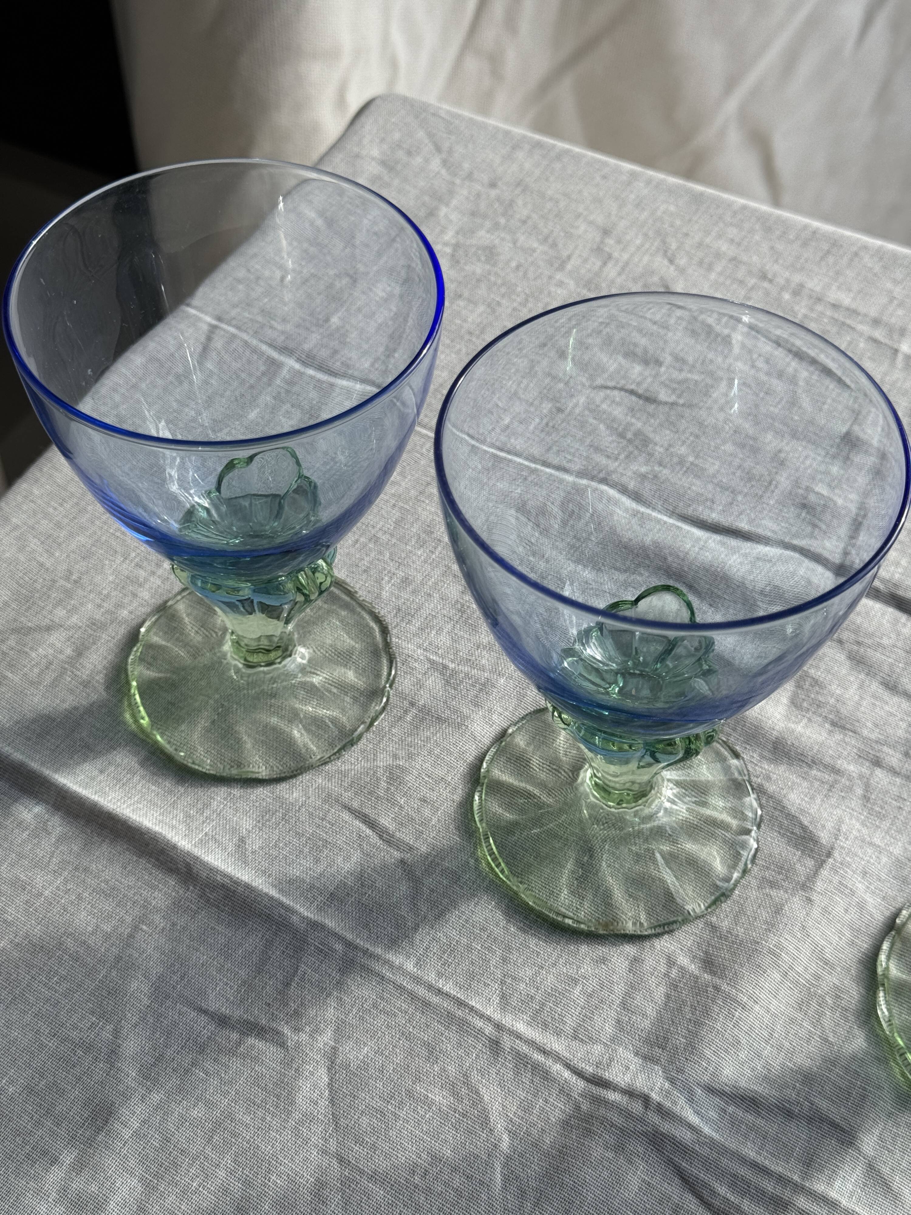 Set of 4 large blue and green glasses H14 D10