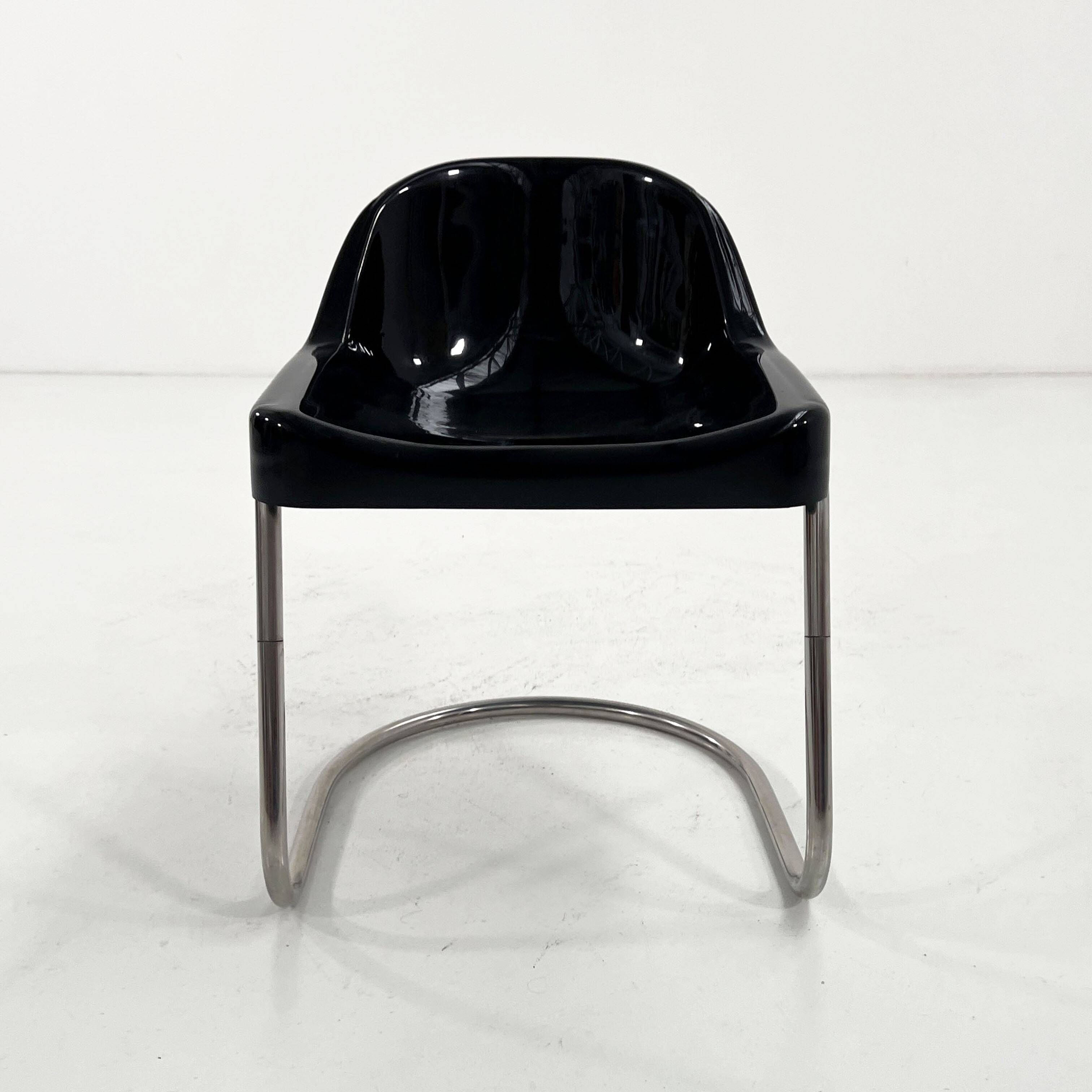 Orix Black Chair by Vittorio Parigi and Nani Prina for Molteni, 1970