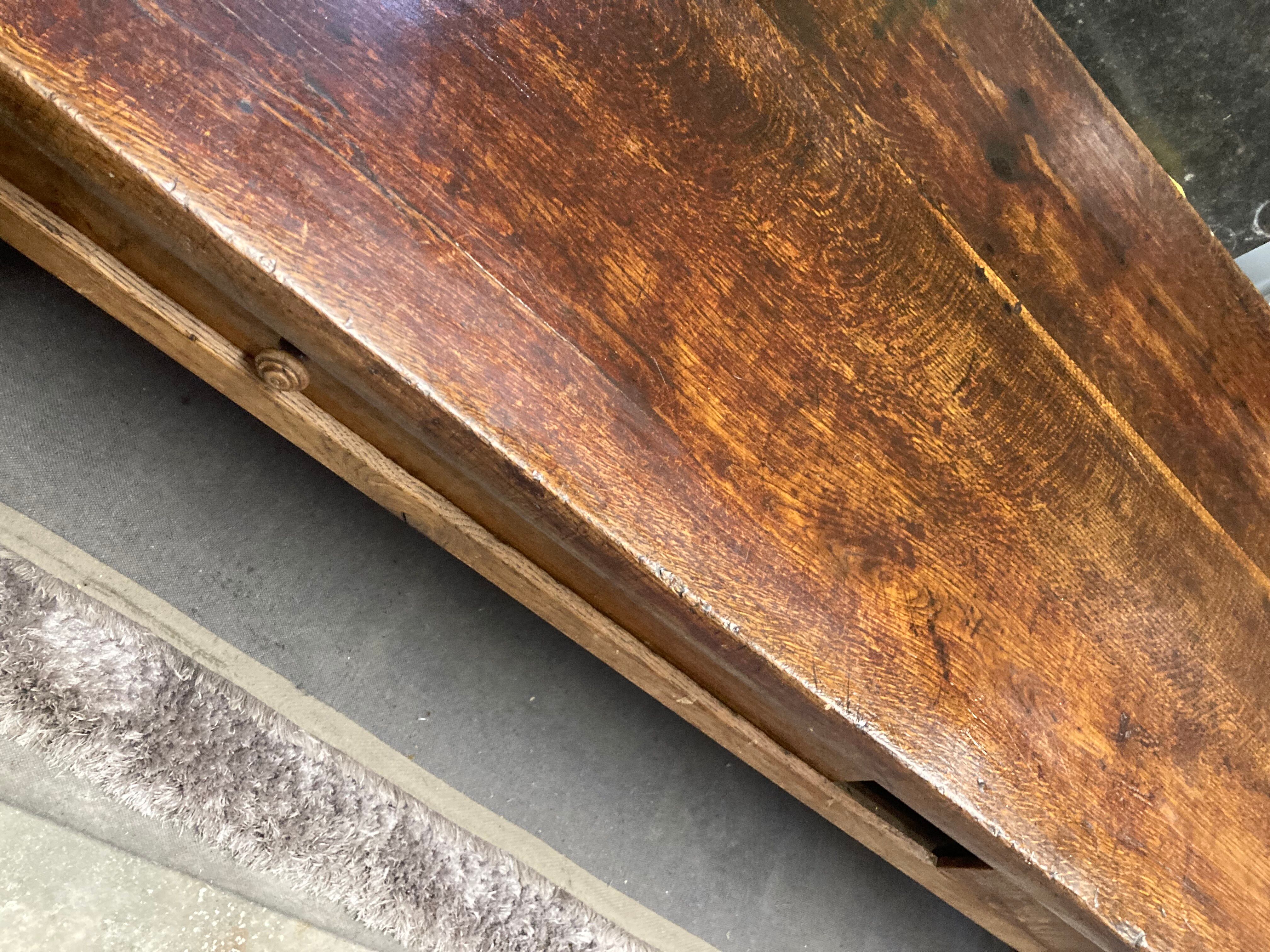 Farm table