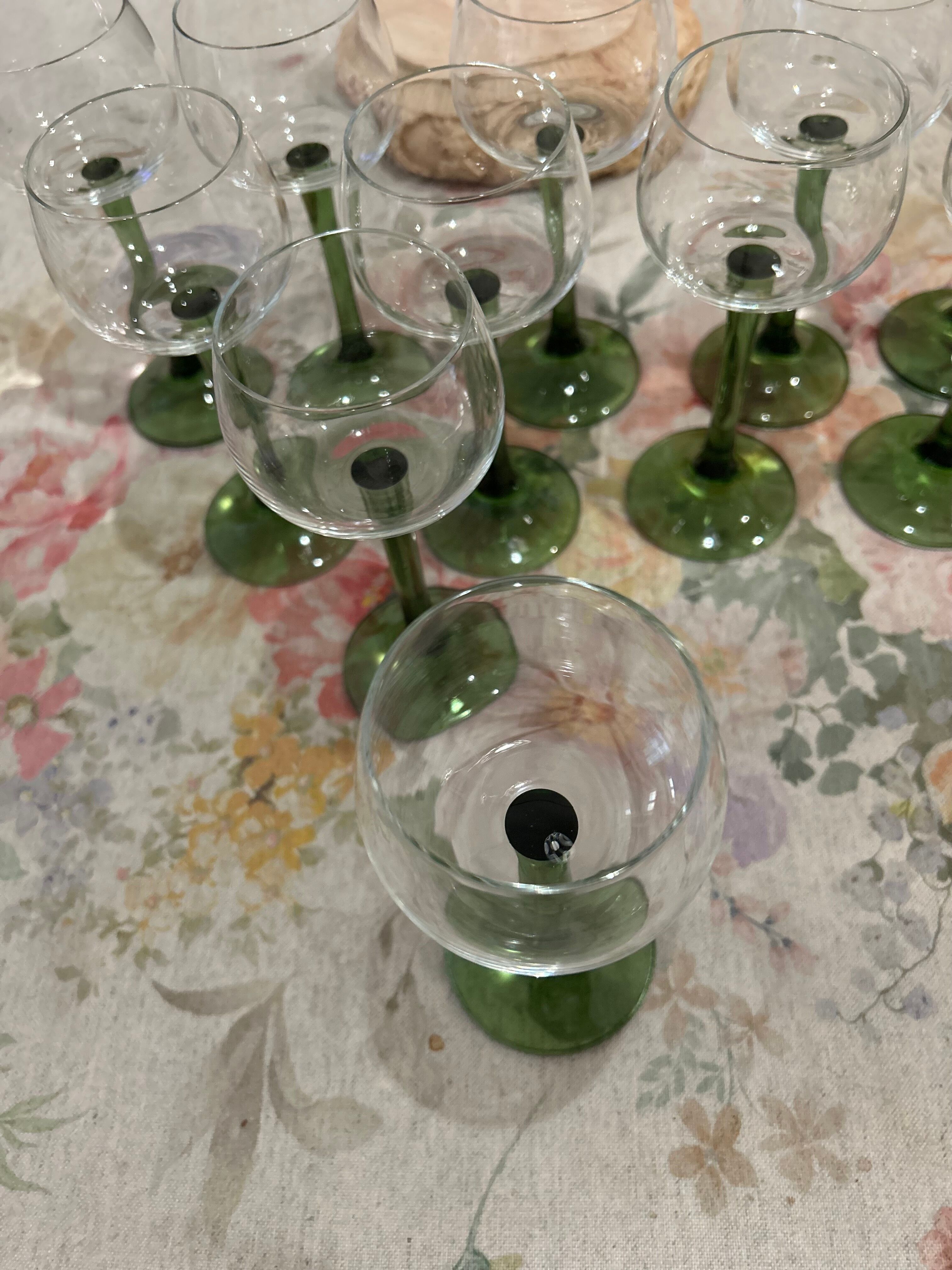 White wine glass cristallerie lehler