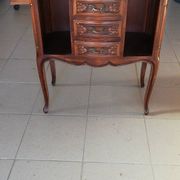 Commode style Louis XVI